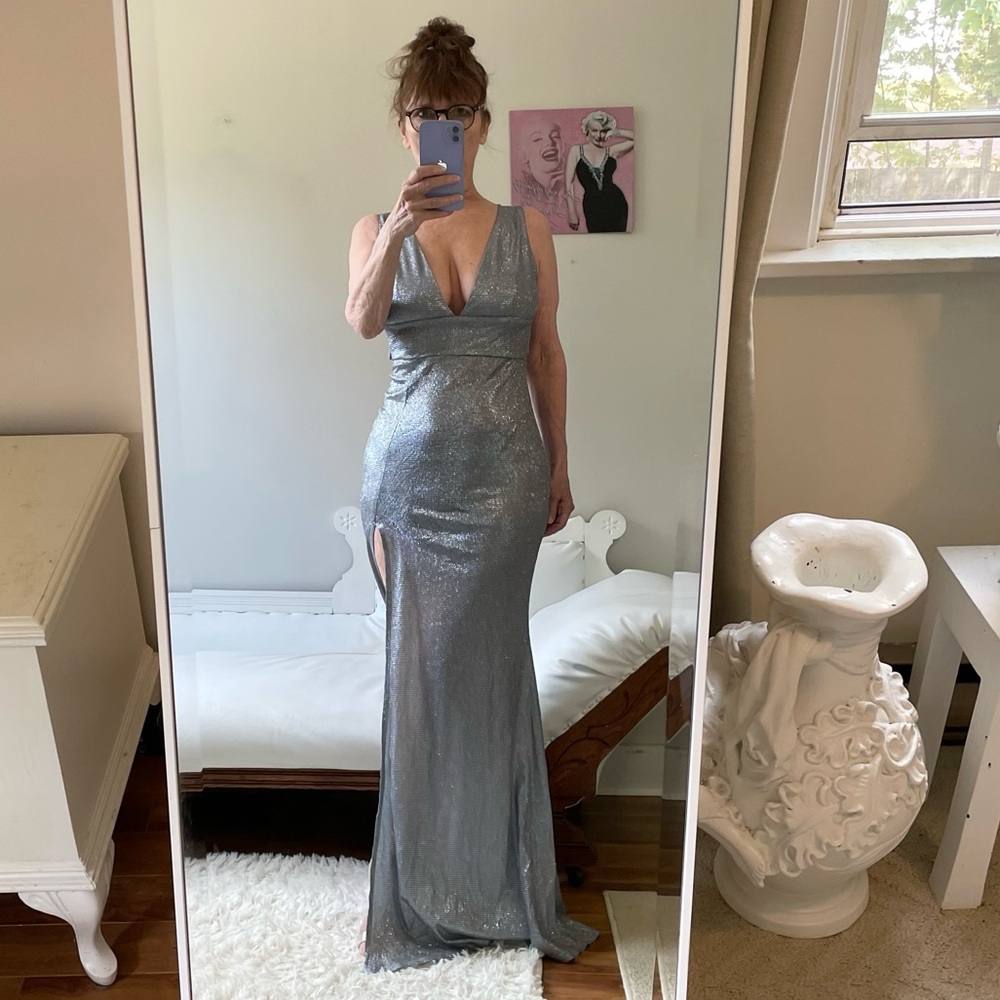 SYMPHONY SILVER METALLIC GLITTER MAXI DRESS SLEEVELESS SLIT OPEN BACK STRETCH